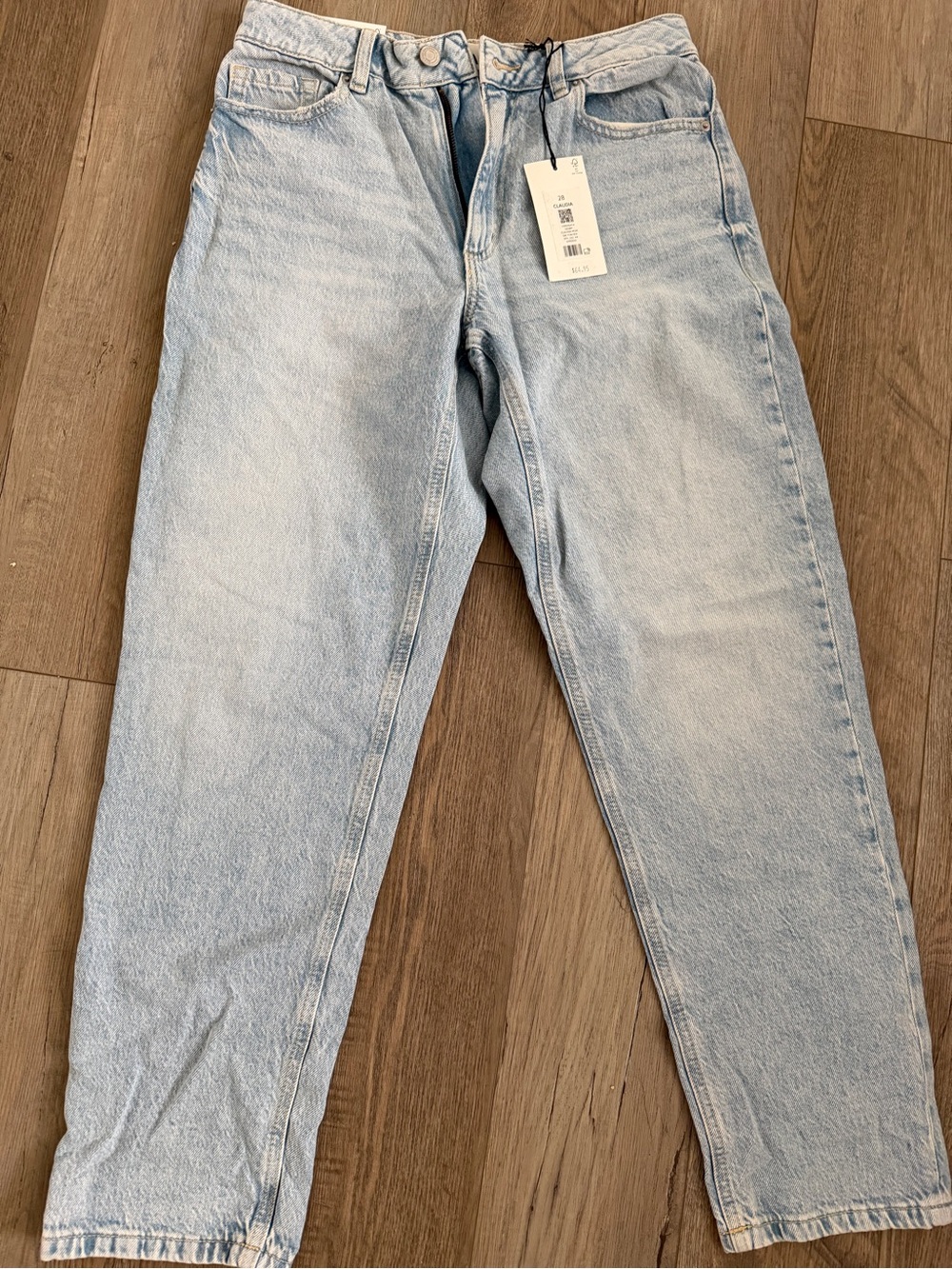Women’s Boyfriend Jeans in Light Blue Wash - Casual Relaxed Fit